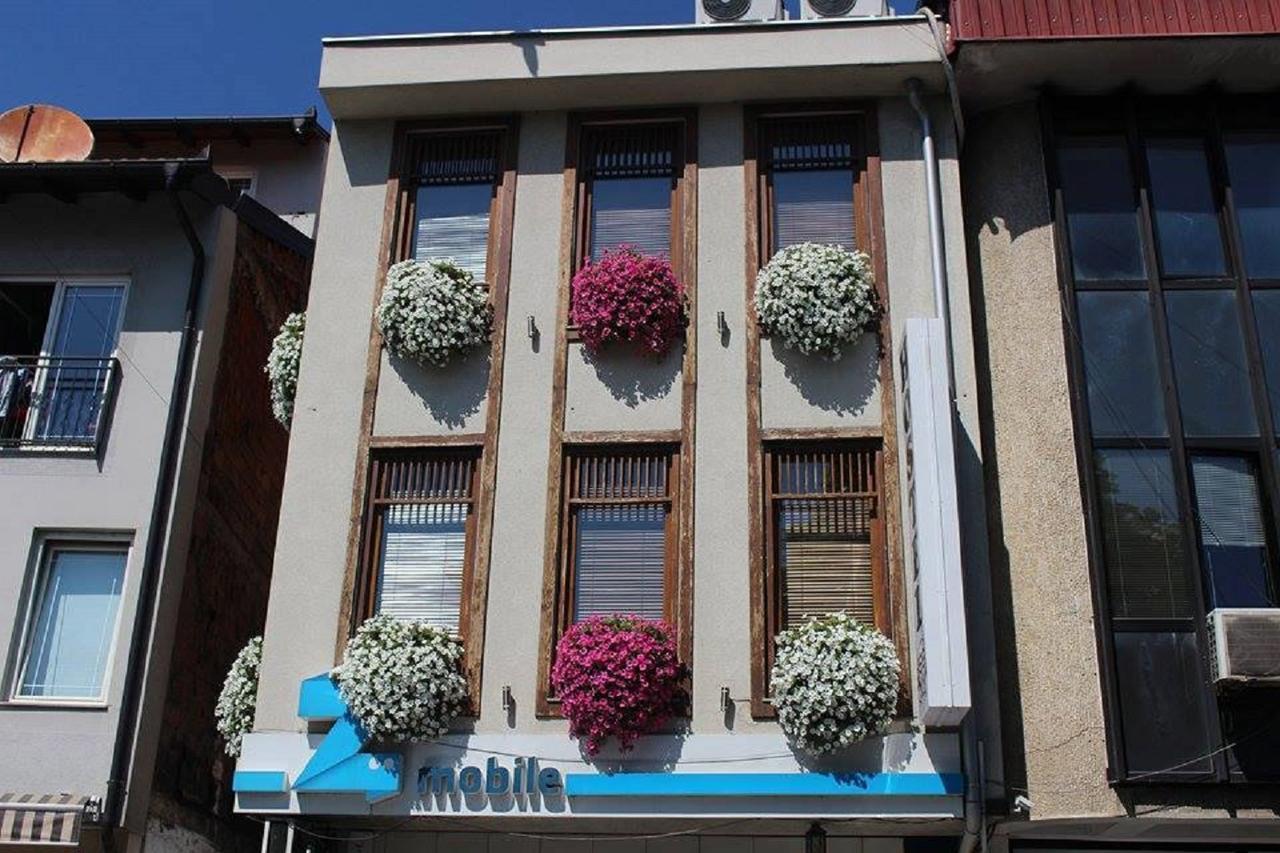 M99 Hostel Prizren Exterior photo